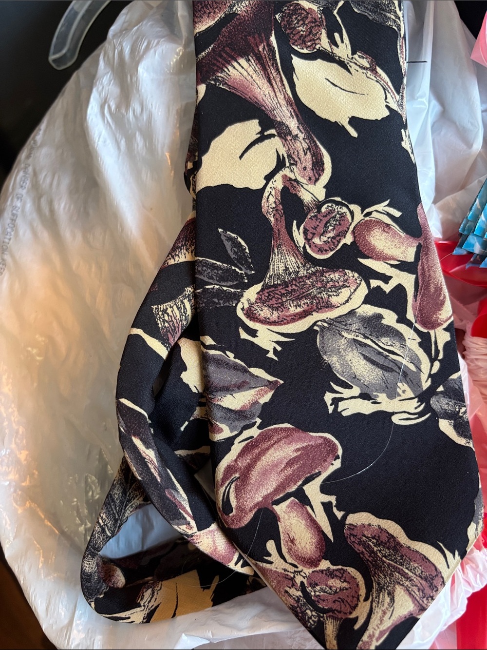 Oscar de la Renta Mens Tie